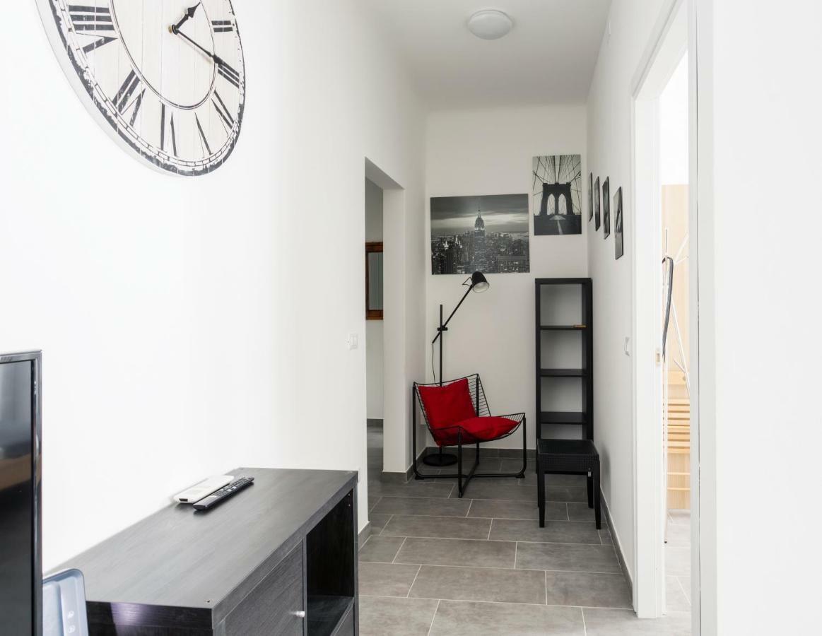 Comfortable Family Group Apartment Via Paruta Milano Eksteriør bilde